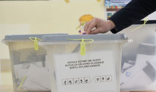 Zgjidhen telashet në qendrën e votimit me kusht në Podujevë