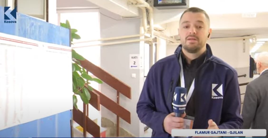 Gjilanasit shfaqin interesim për votë edhe para hapjes së qendrave të votimit (VIDEO)