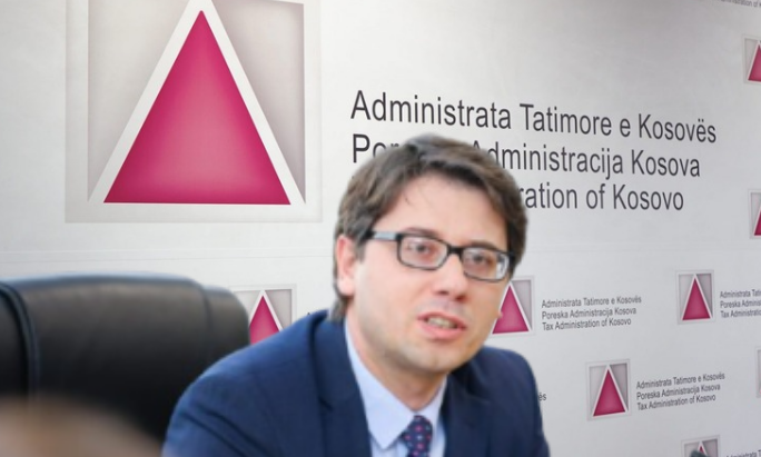 Mosmbajtja e premtimit për paga, mbi 500 zyrtarë të ATK-së bëjnë padi ndaj Hekuran Muratit