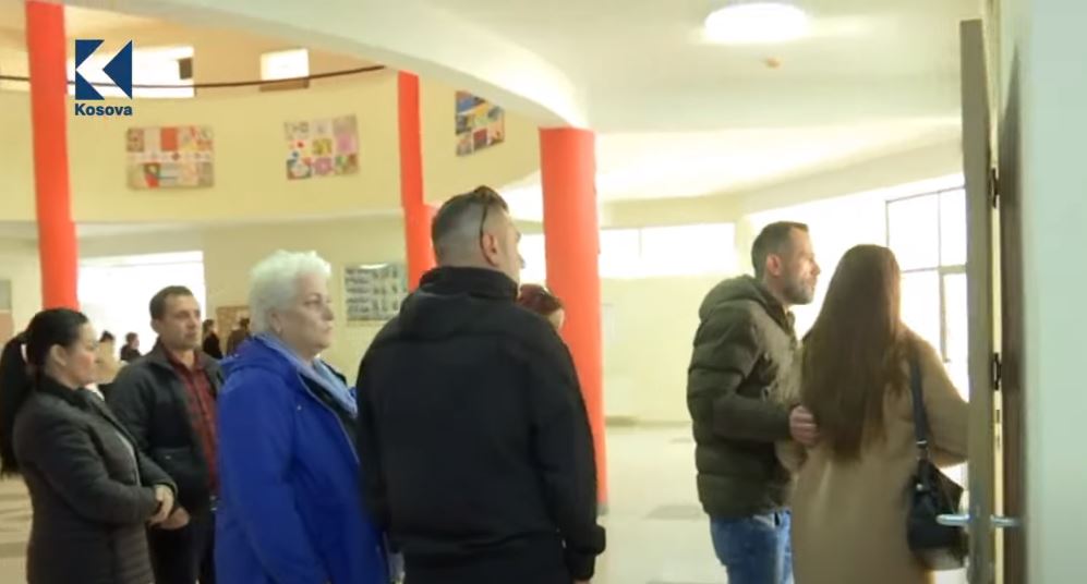 Rritet fluksi i votuesve në Klinë (VIDEO)