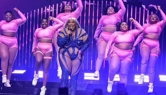 Lizzo tregon trupin e ri