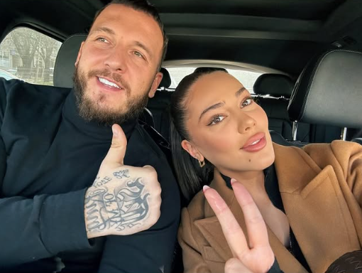 “Ëmbëlsira ime”, Lotina publikon foto nga vetura me Mozzikun