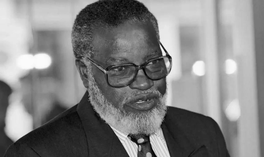 "Babai themelues" i Namibisë, Sam Nujoma, vdes në moshën 95-vjeçare