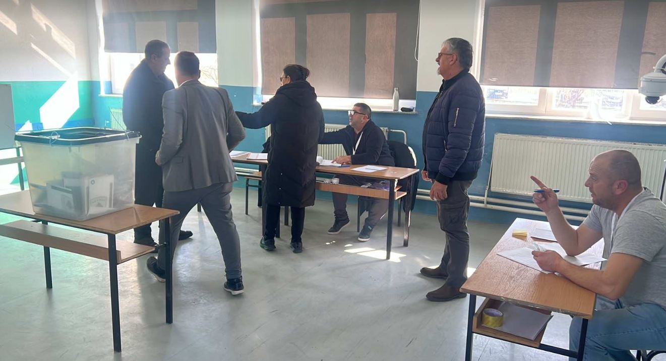 Votimet në Partesh po vazhdojnë pa asnjë problem (VIDEO)