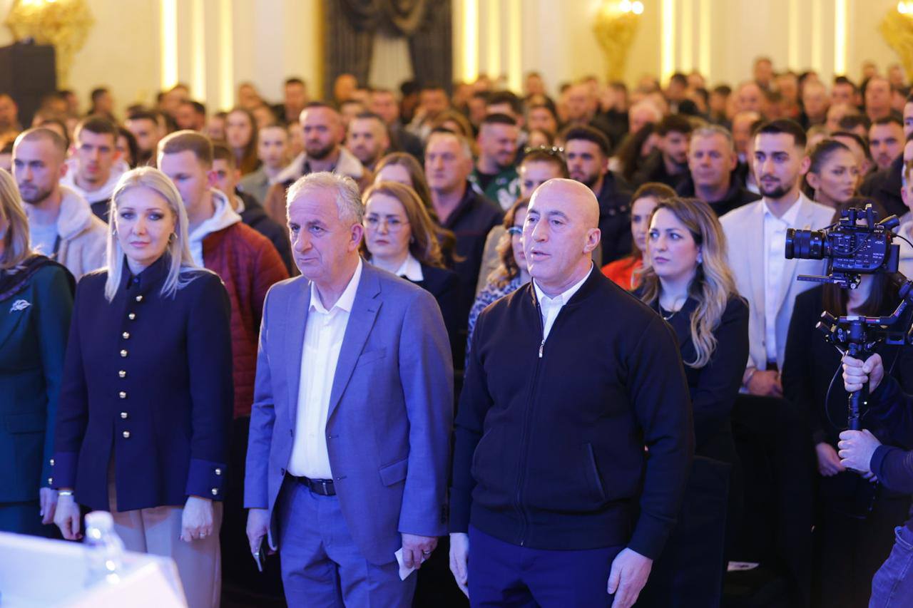 Haradinaj: Suhareka në këmbë, rinia vendos për Kosovën Fituese
