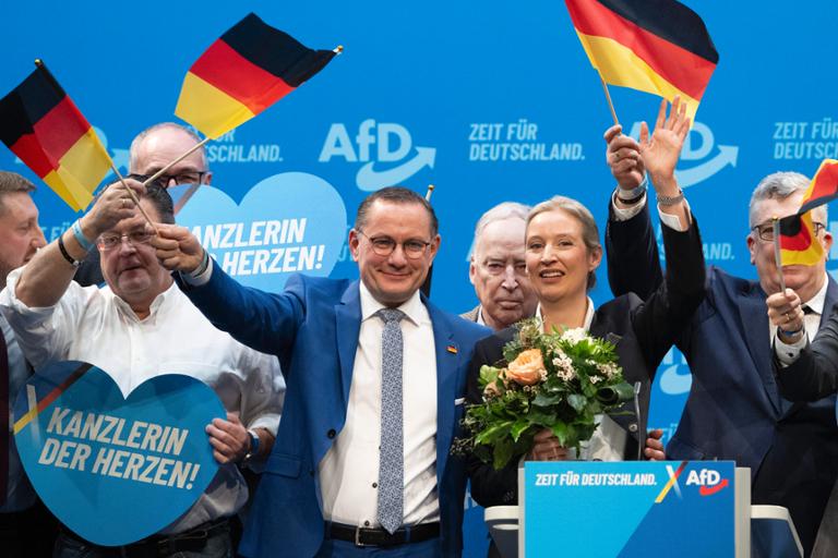 AfD ja në Saksoni mbyll fushatën me miqtë e Putinit  mes tyre ministrja serbe e ekstremit të djathtë