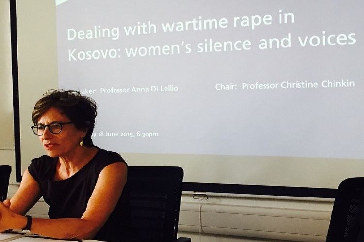 Anna Di Lellio sërish në Kosovë