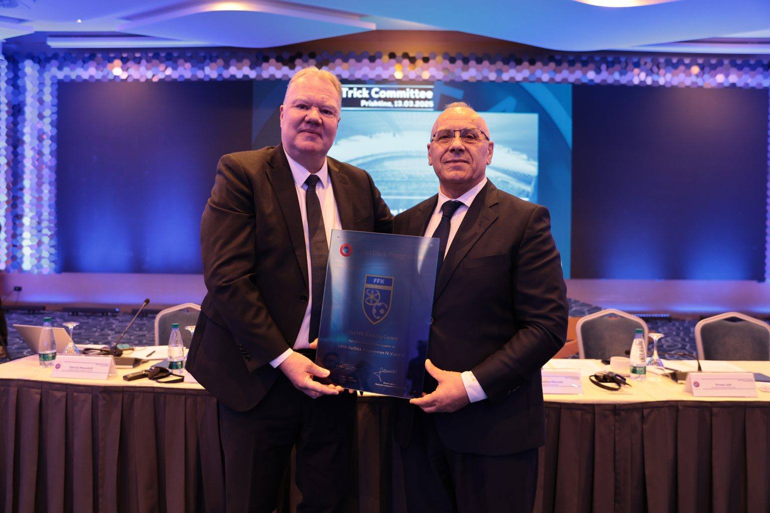 Presidenti Agim Ademi bën historinë në UEFA, i ndahen dy plaketa