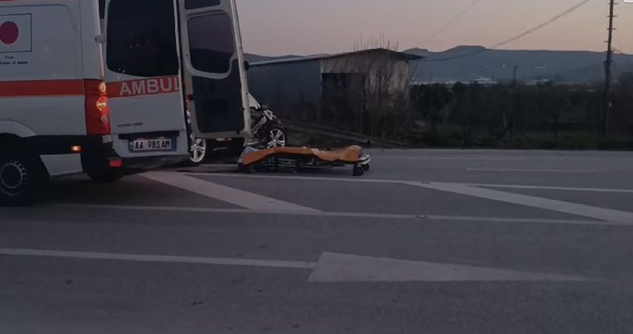 Një 33-vjeçar ka vdekur si pasojë e një aksidenti në aksin rrugor Berat-Dimal