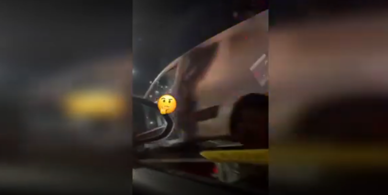 Digjet një automjet në dalje të Malishevës (VIDEO)