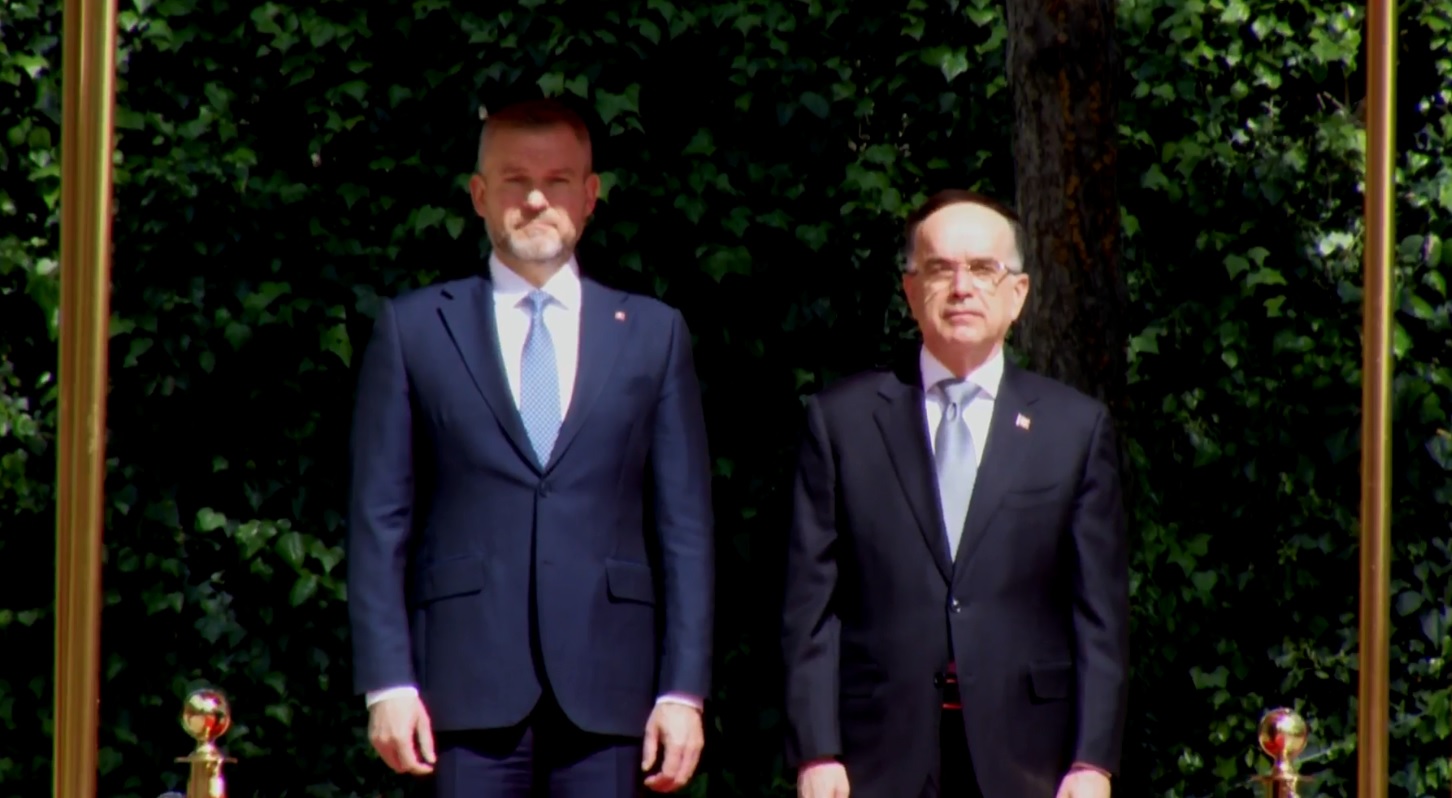 Presidenti sllovak në Tiranë, pritet nga Begaj