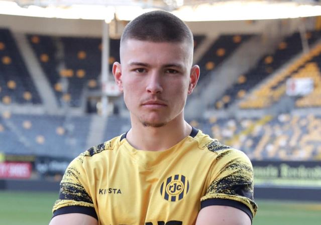 Futbollisti kosovar nënshkruan me skuadrën e njohur holandeze