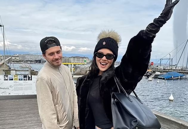 Brooklyn Beckham pozon me gruan e tij nga Gjeneva