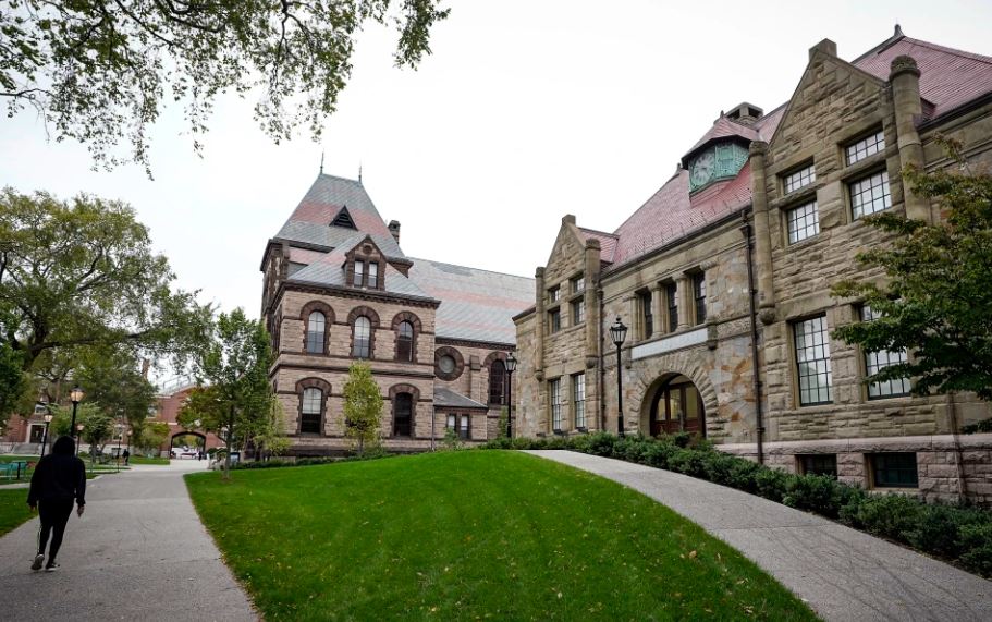 Deportohet profesoresha e universitetit prestigjioz amerikan, mori pjesë në varrimin e liderit të Hezbollahut