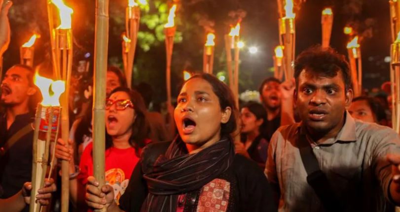 Shpërthejnë protestat e ashpra në Bangladesh pasi një tetëvjeçare u përdhunua dhe vdiq