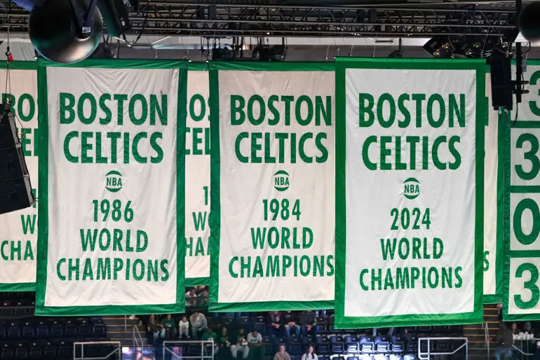 Kampioni i NBA, Boston Celtics, gati të shitet për 6.1 miliardë dollarë