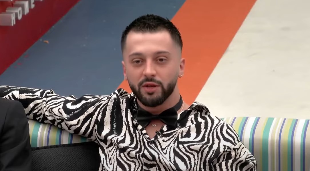 Fansat sot në përkrahje të Gjestit, nisen nga Prishtina në Tiranë