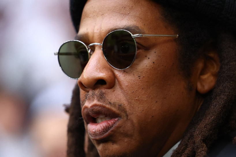 Jay-Z padit gruan që e akuzoi për përdhunim