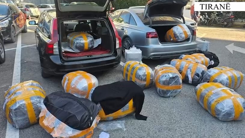 Po transportonin 50 mijë euro veshje e aksesorë të kontrabanduar, 3 të arrestuar në Tiranë