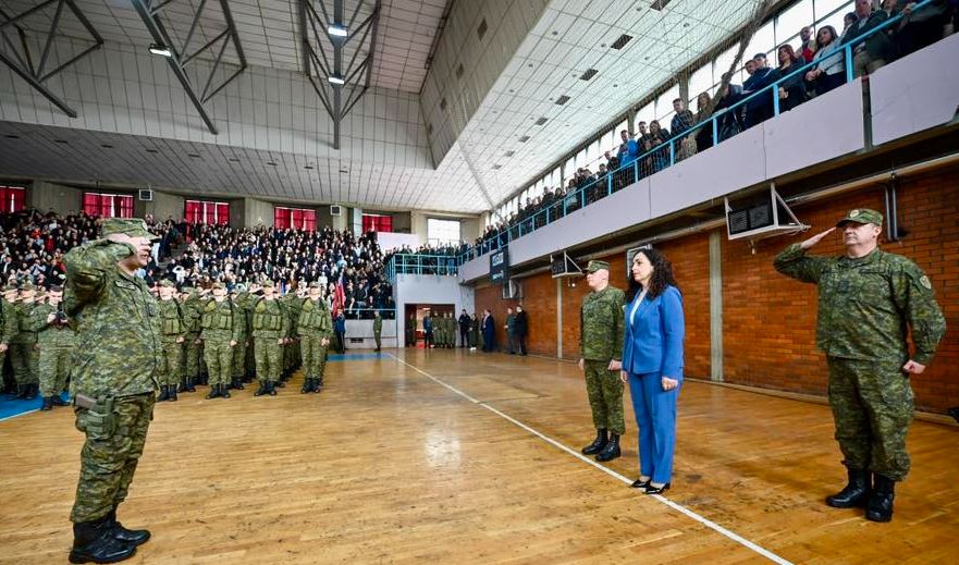 Vjosa Osmani, komandante supreme e FSK-së