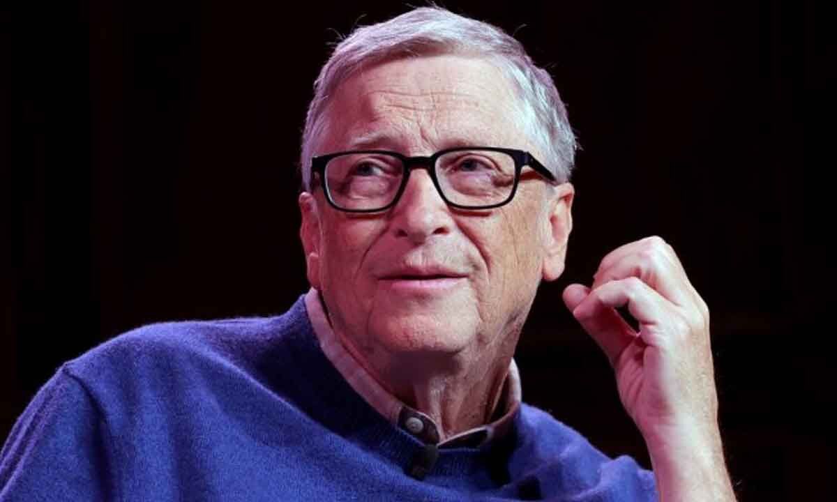 Bill Gates parashikon se vetëm tre profesione do t'i mbijetojnë inteligjencës artificiale