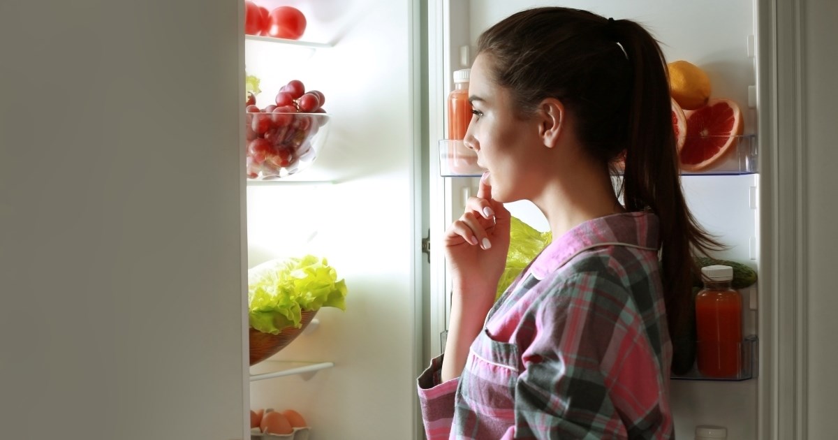 Çokollata e zezë, kivi dhe bananet mund t'ju ndihmojnë të fleni më mirë