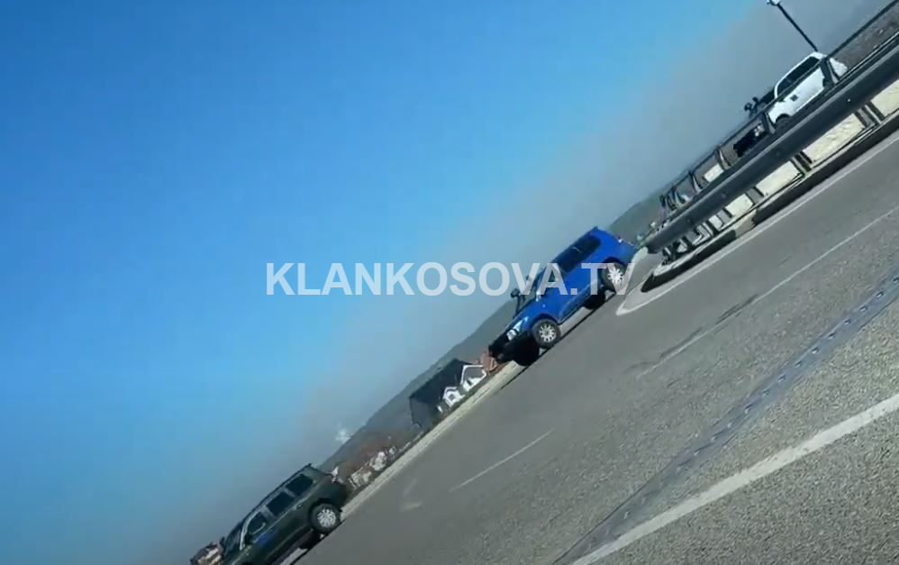 Pamje nga ardhja e Thaçit me autoblinda të EULEX-it  (VIDEO)  