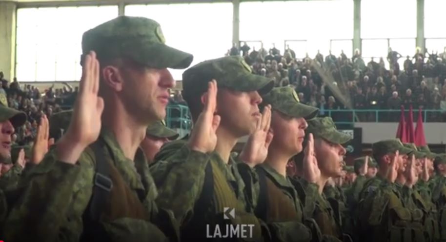 Edhe 344 ushtarë i shtohen Kosovës (VIDEO)