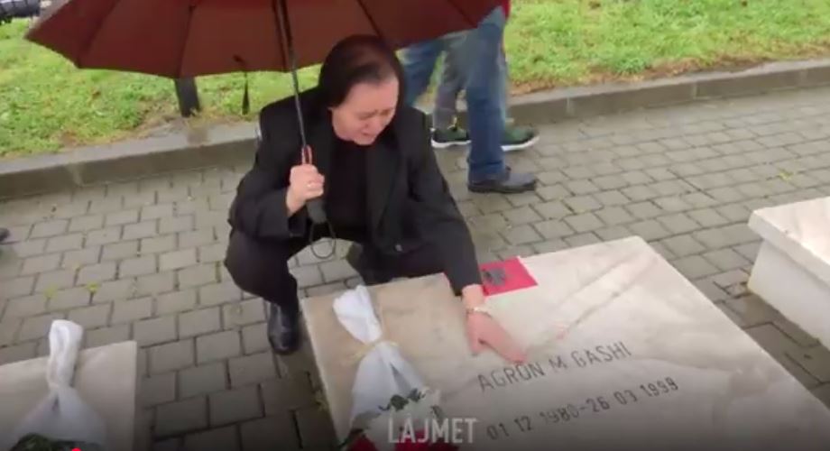 Përjetimet e masakrave: Gratë në xhami, burrat i dogjën për së gjalli (VIDEO)
