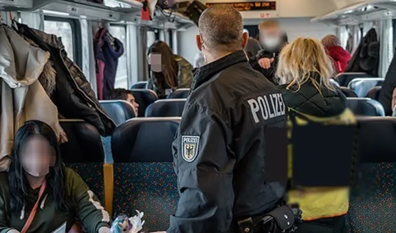 44-vjeçari kërcënon me thikë, evakuohet ICE me 340 pasagjerë drejt Berlinit
