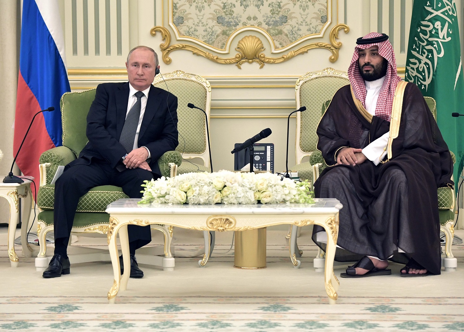 Princi saudit, Putinit: Mbështesim çdo nismë për paqe në Ukrainë