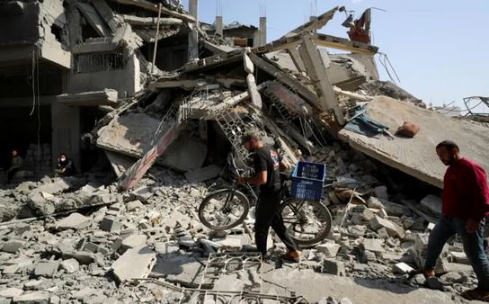 Izraeli vazhdon sulmet në Gaza, shkon në 400 numri i të vrarëve