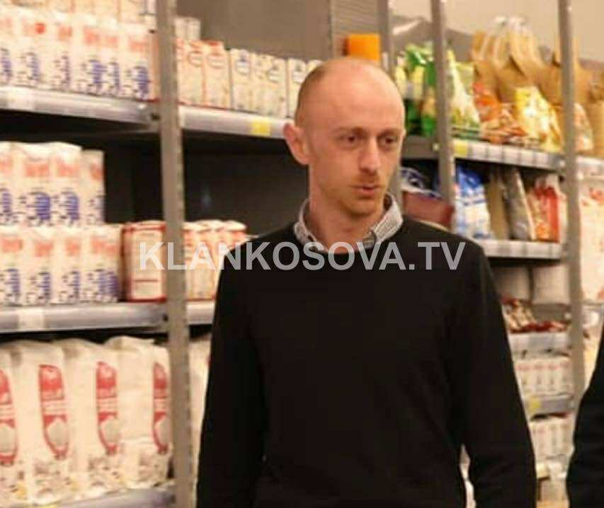 Ekskluzive: Ky është menaxheri i marketit në Deçan i arrestuar për vjedhjen e 15 mijë eurove