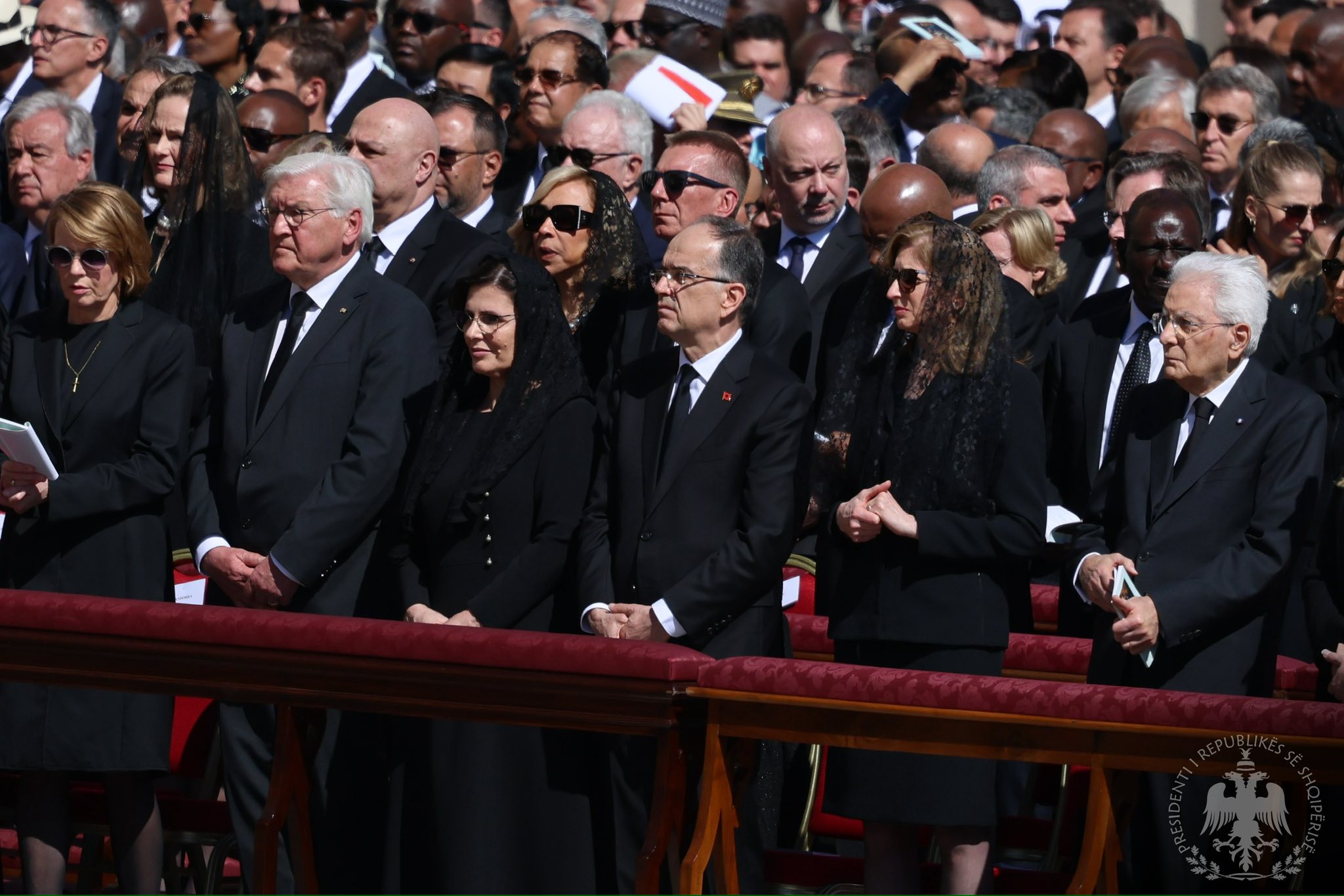Presidenti Begaj: Lamtumirë, Papa Françesku!