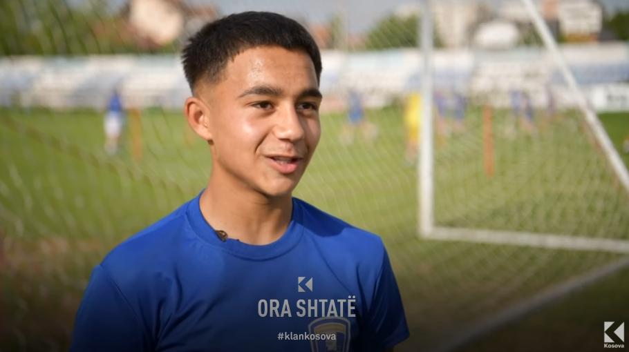 Ky është Belgin Jashari, futbollisti nga Fushë Kosova që lufton racizmin në futboll (VIDEO)