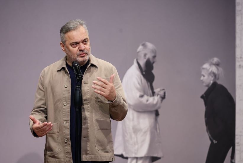Ben Blushi hap ekspozitën me fotografitë e "Shqiptarëve të panjohur"