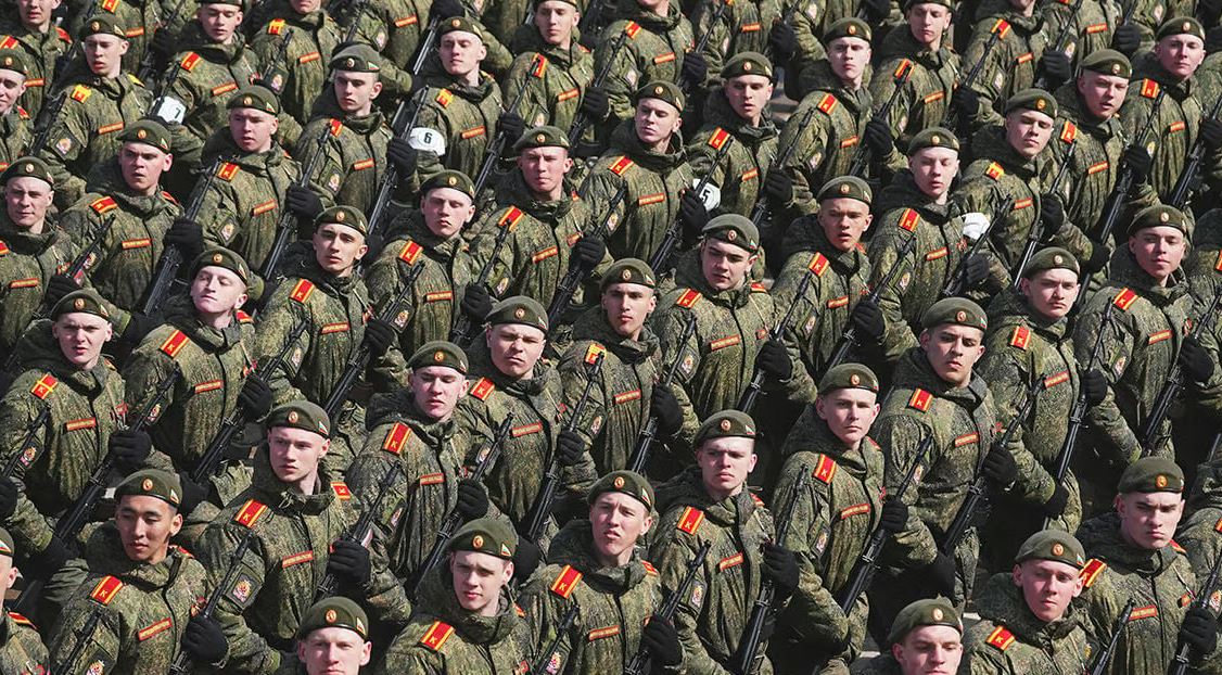 Rusia mobilizon fuqinë e re: Putin firmos dekretin për thirrjen e 160,000 ushtarëve
