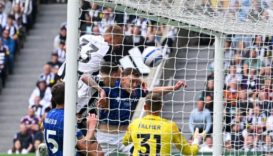Newcastle sërish del i treti në tabelën e Premier Ligës