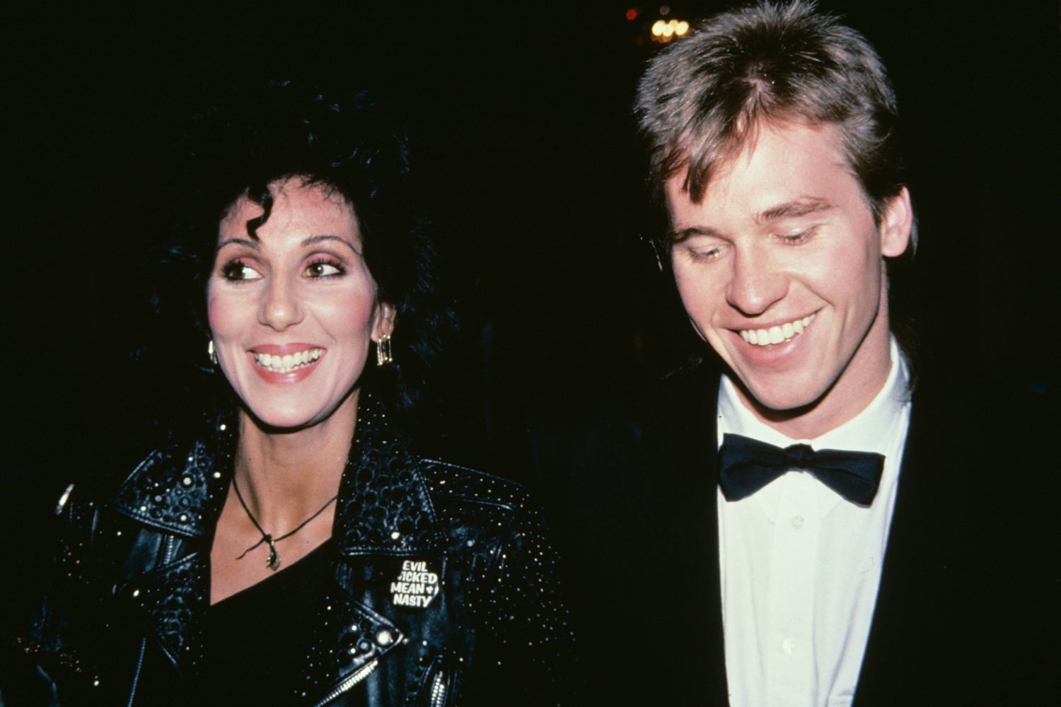 Cher përkujton ish të dashurin, Val Kilmer