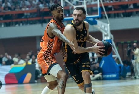 Nis përballja e dytë gjysmëfinale në mes të Pejës dhe Bashkimit