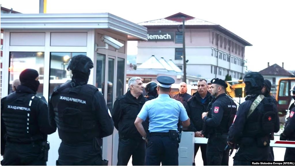 Autoritetet e Bosnjës arsyetojnë numrin e vogël të policëve gjatë tentimit për arrestimin e Dodikut