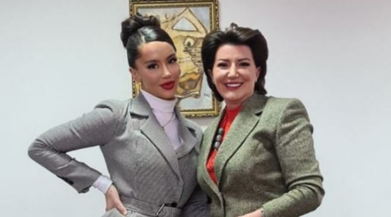Dafina Zeqiri e uron Atifete Jahjagën për ditëlindje: Të dua!