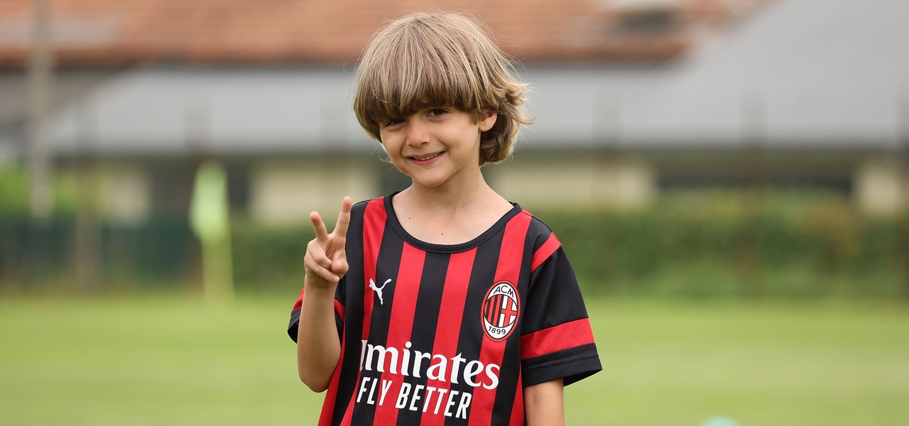 AC Milan nis në Prishtinë Kampin e parë Milan Junior