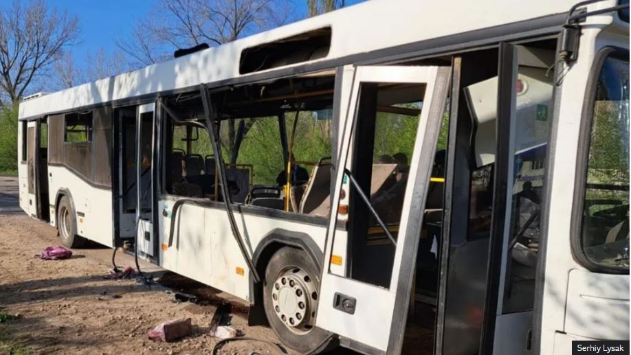 Nëntë të vrarë gjatë sulmit rus në autobusin në Ukrainë