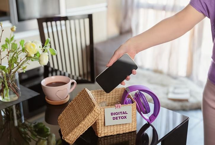 Si të ruani balancën mes kohës online dhe offline?