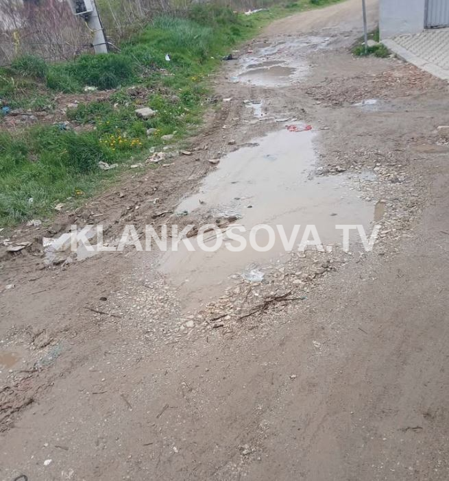Rruga në Mitrovicë, e harruar nga Komuna
