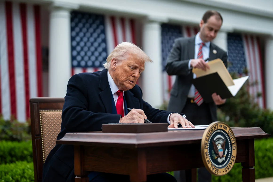 Në vetëm 100 ditë - Trump e çoi ekonominë amerikane në prag të një krize