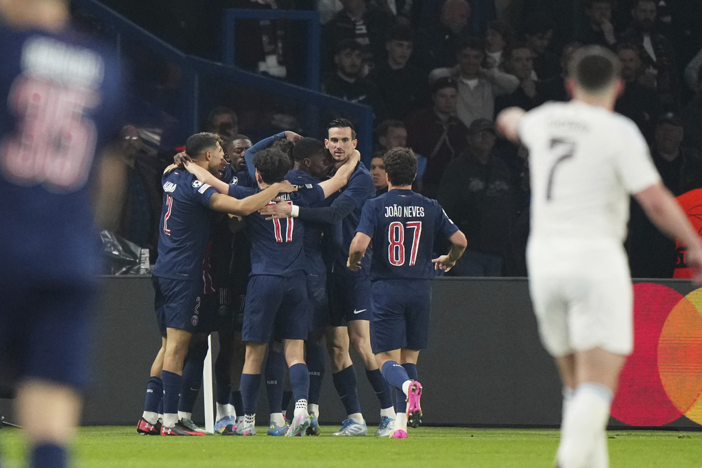 Parisi s’lejon befasi nga Aston Villa