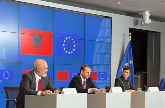 "Një ditë e bukur për Shqipërinë 2030 në BE", thotë Rama një ditë pas hapjes së kapitullit të dytë të negociatave