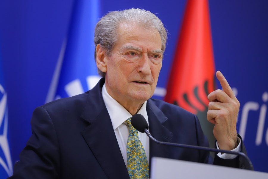 Berisha paralajmëron: Forumet e PD-së do të vendosin nëse do të hyjmë apo jo në parlament